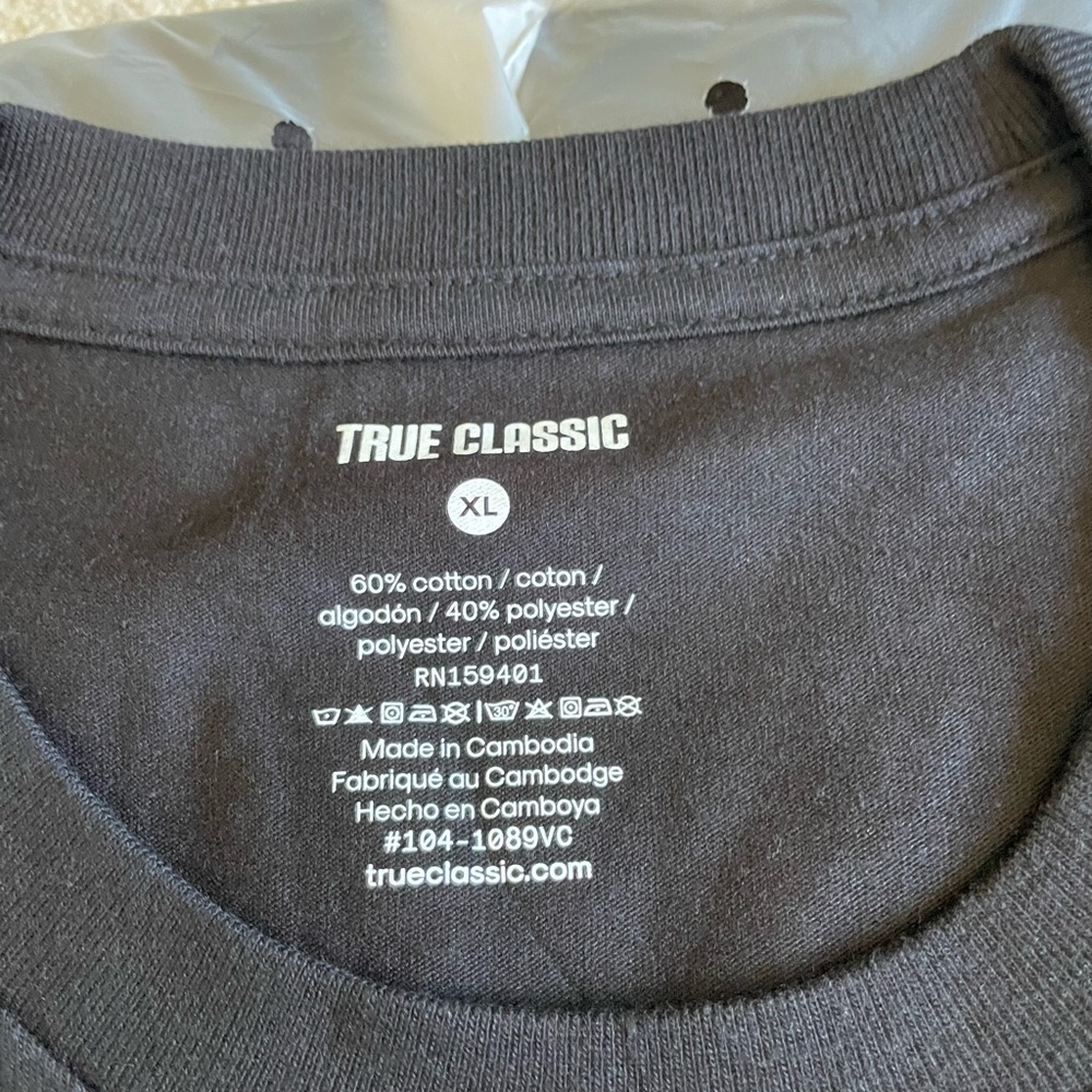 True Classic Athletic Fit Men's Black T-Shirt - 3 pack of shirts - Picture 4 of 4